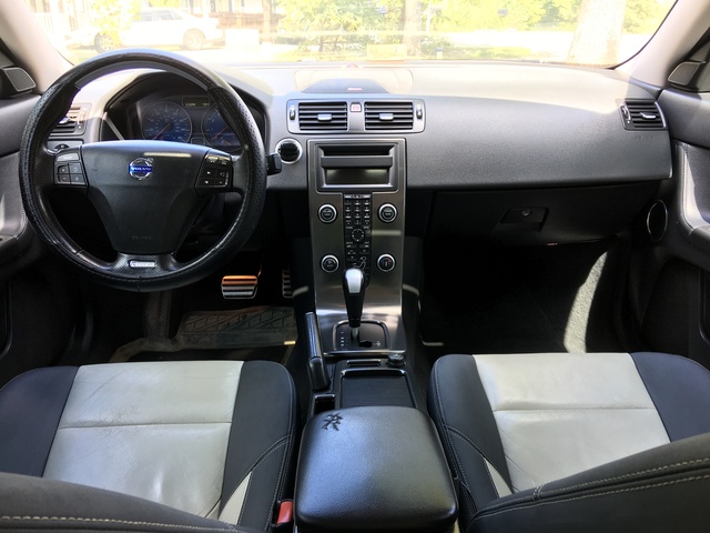 2010 Volvo S40 - Interior Pictures - CarGurus