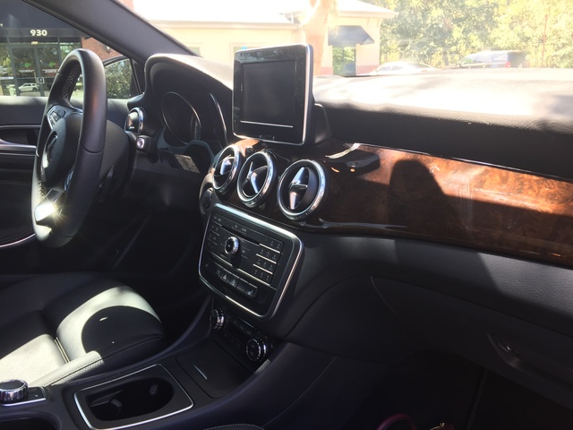 2017 Mercedes-Benz GLA-Class - Interior Pictures - CarGurus 2017 Mercedes-Benz GLA-Class - Interior Pictures - CarGurus