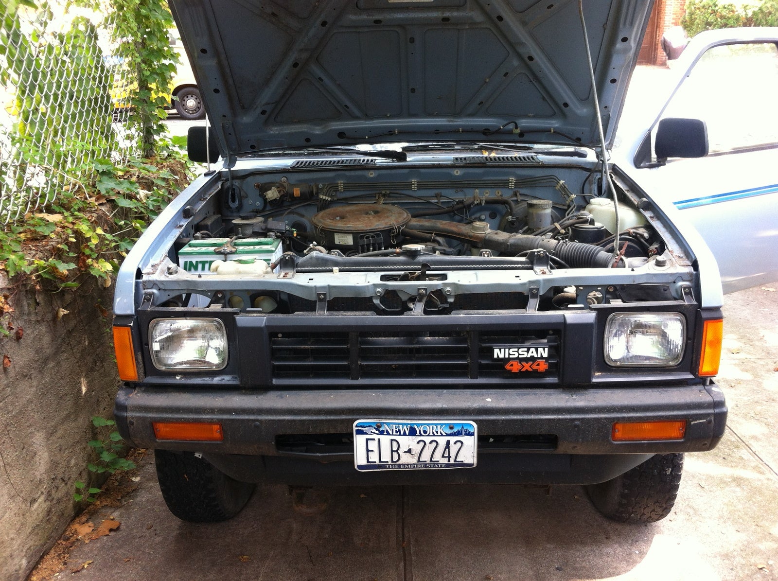 1987 Nissan Pickup Z24 Engine ~ Perfect Nissan