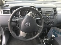 2009 Nissan Versa Interior Pictures Cargurus