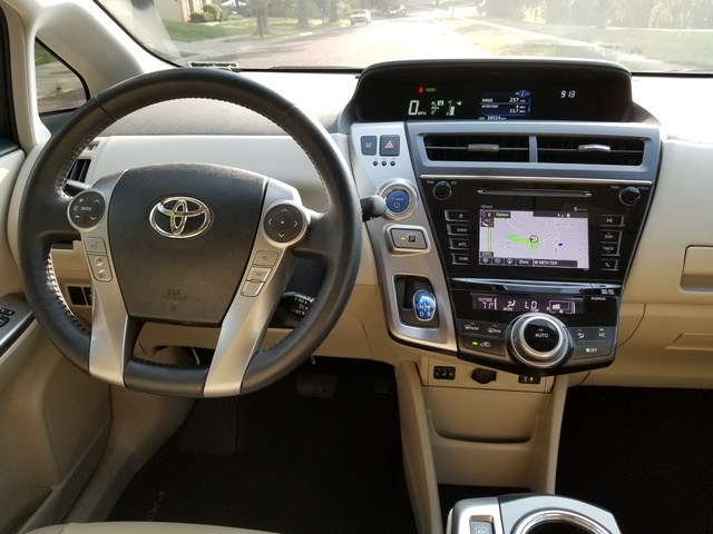 2016 Toyota Prius V Interior Pictures Cargurus