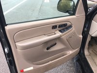 2004 Chevrolet Suburban - Interior Pictures - CarGurus