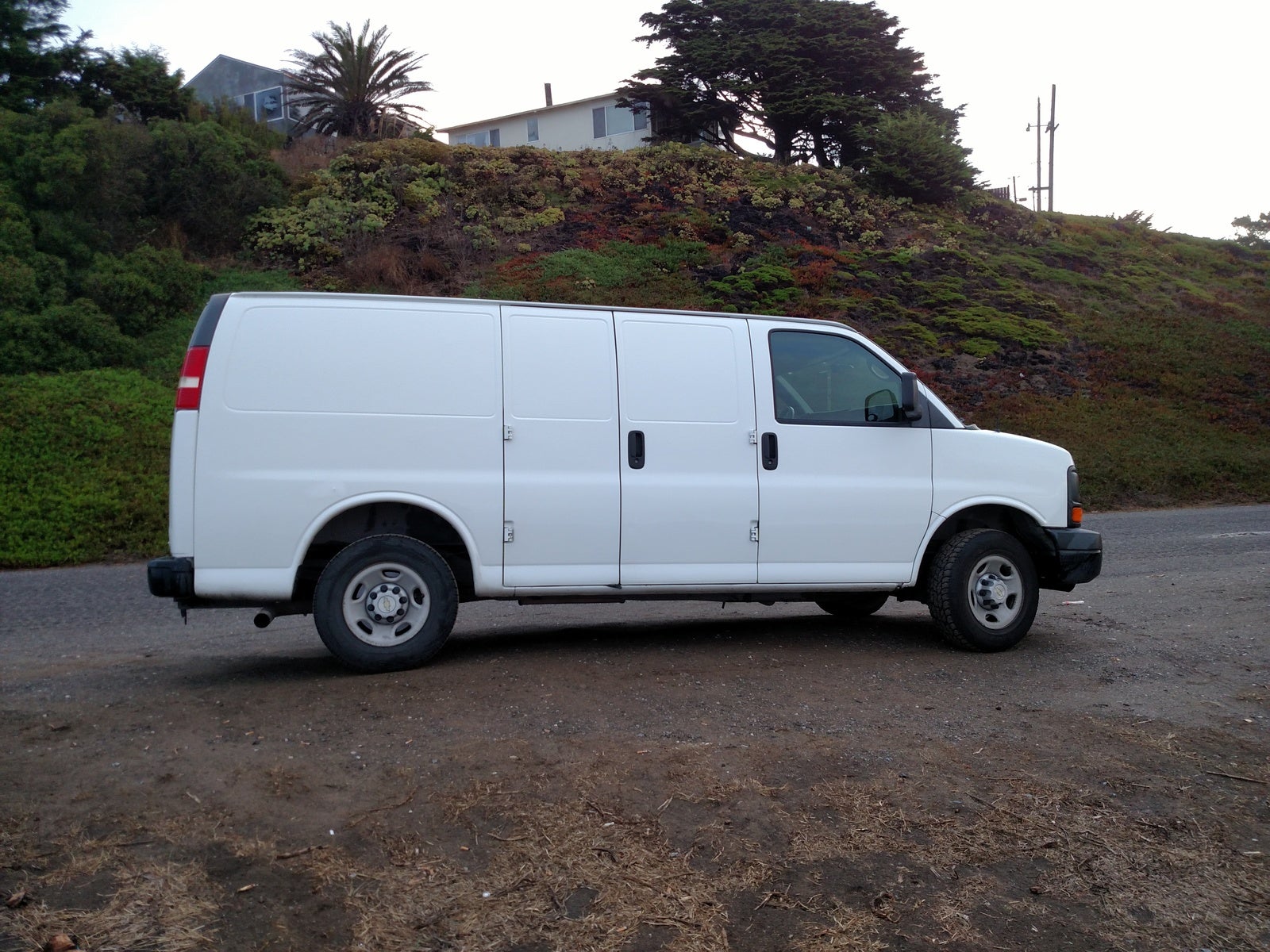 2009 chevy cargo van