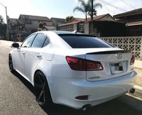 https://static.cargurus.com/images/site/2018/01/30/18/04/2009_lexus_is_350_rwd-pic-8766695180841233199-200x200.jpeg