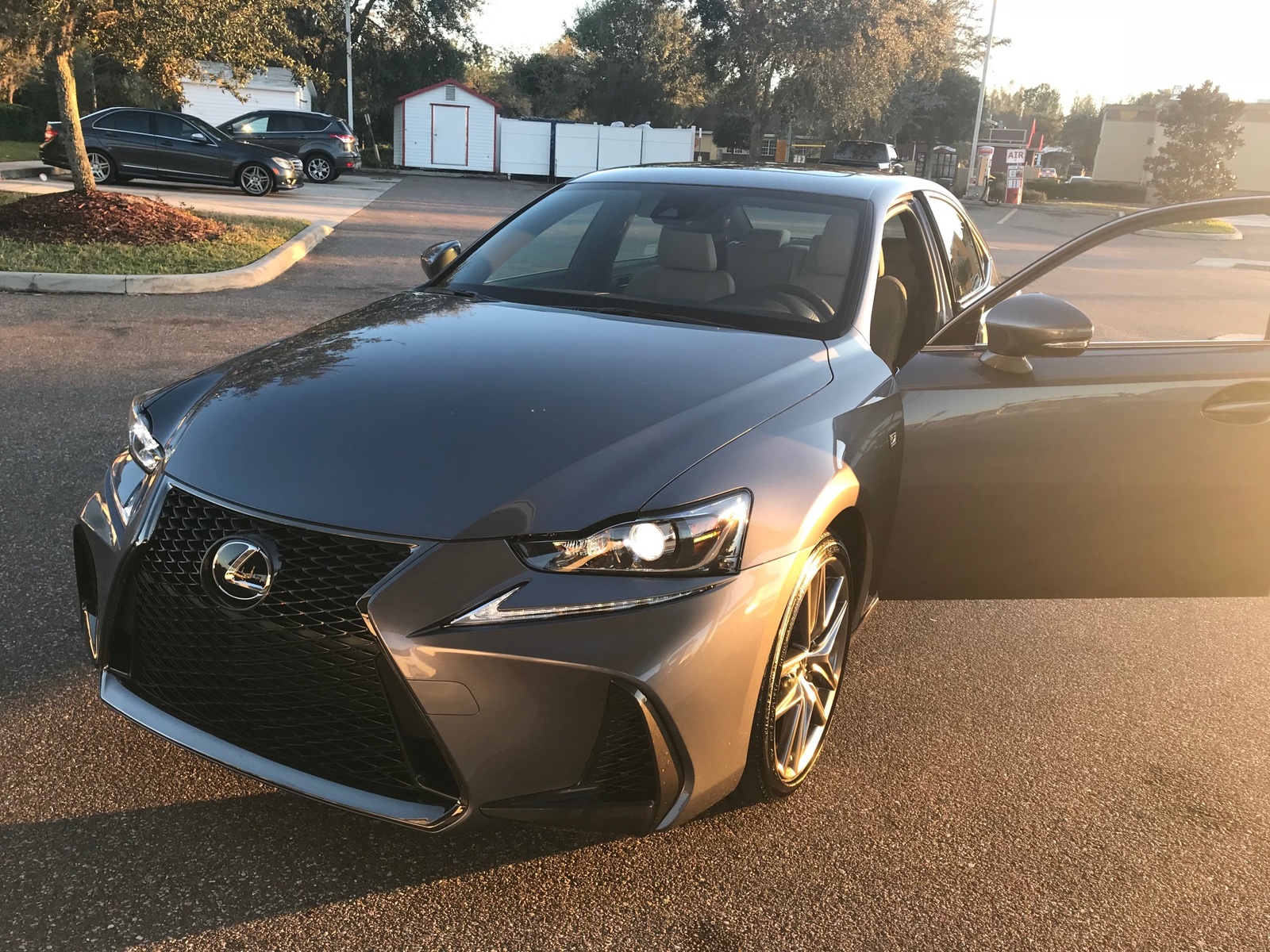 Lexus is 300 2018