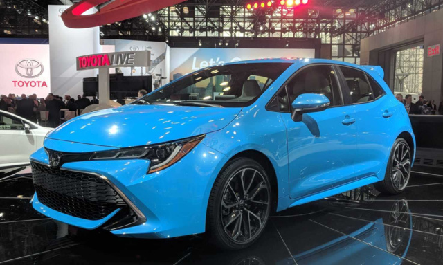 2019 Toyota Corolla Hatchback Pictures Cargurus