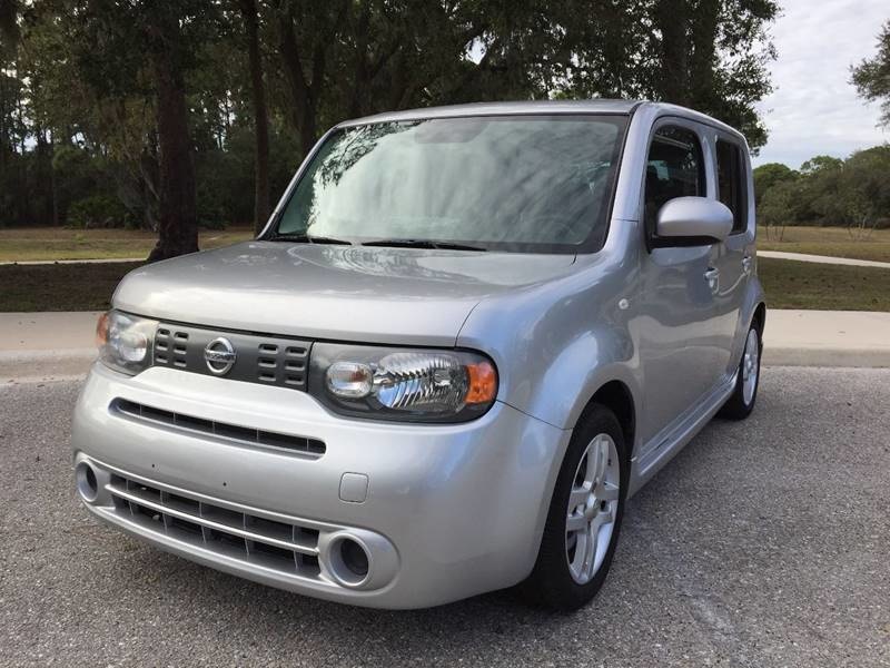 2011 nissan cube