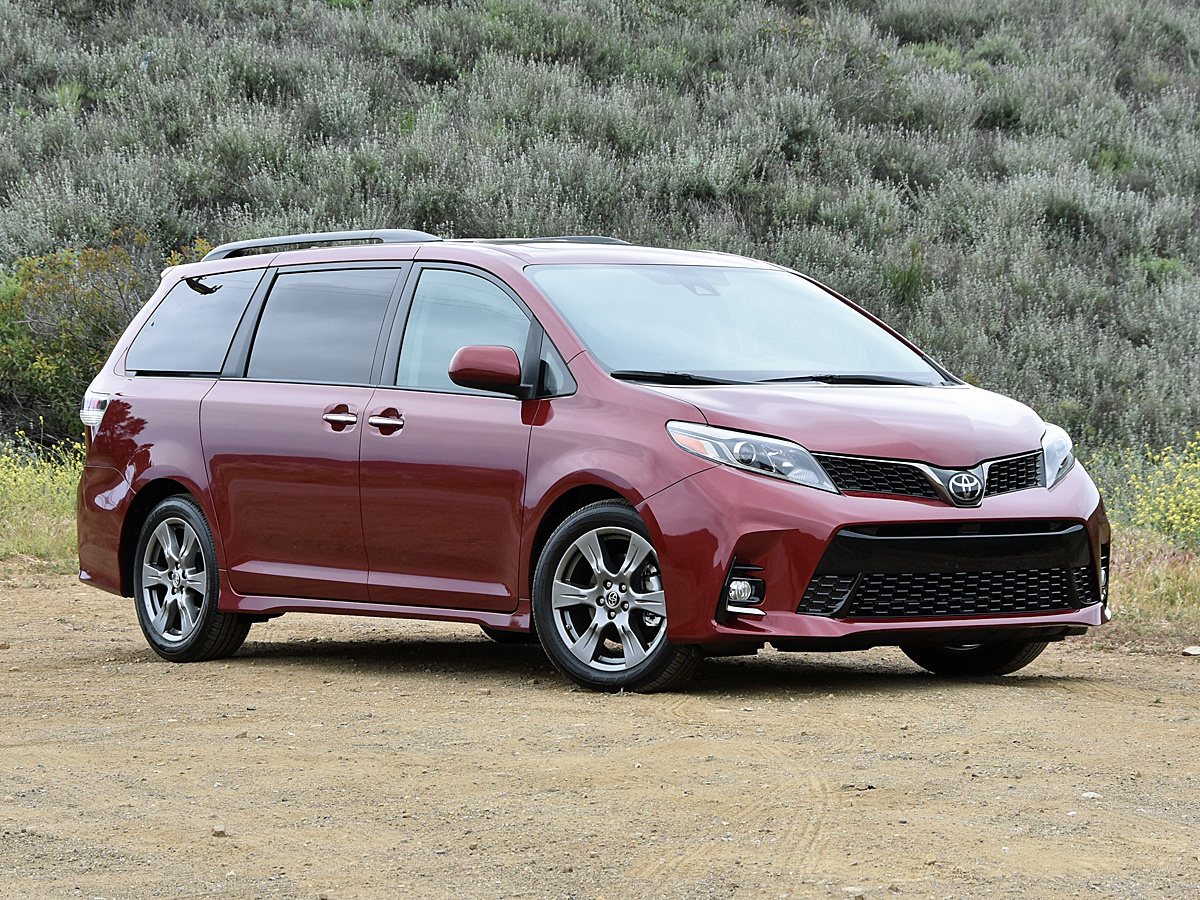 2018 toyota sienna vans