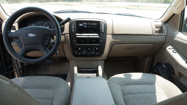 2005 Ford Explorer Interior Pictures CarGurus.