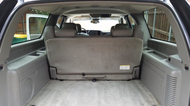 2005 Chevrolet Suburban - Interior Pictures - CarGurus