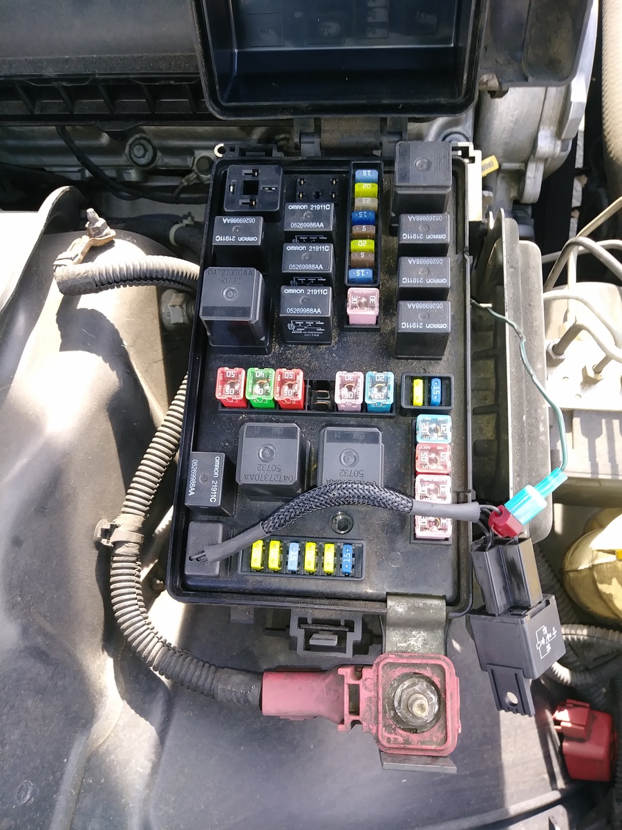 Dodge Charger Questions - We're is the cigarette fuse ... 2005 chrysler fuse diagram 