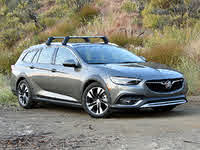 2018 Buick Regal TourX Overview