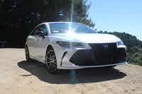 2019 Toyota Avalon Overview