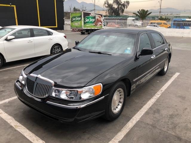 2001 lincoln town car cartier problems