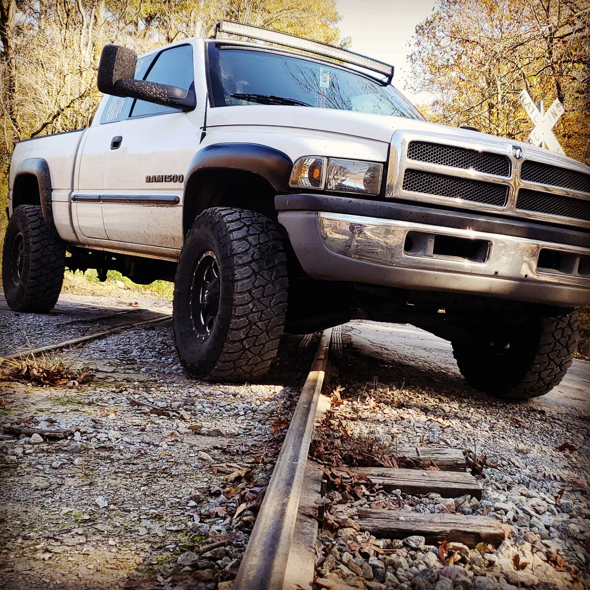 2001 dodge dakota transmission leak