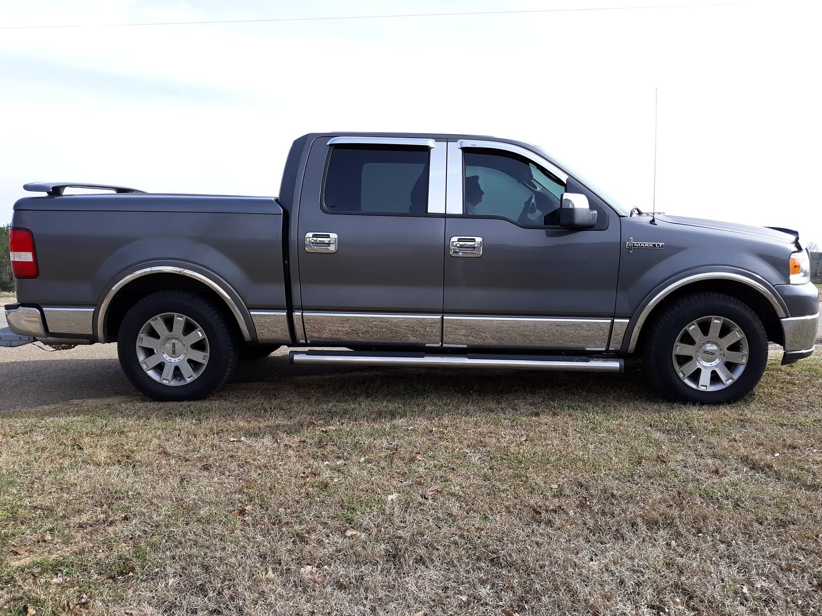 Lincoln Mark LT Questions - 2006 Lincoln mark Lt - CarGurus