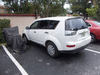 2007 Mitsubishi Outlander Overview 2007 Mitsubishi Outlander Overview