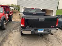 2011 GMC Sierra 2500HD Overview 2011 GMC Sierra 2500HD Overview