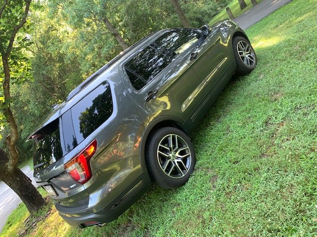 2019 Ford Explorer Pictures Cargurus