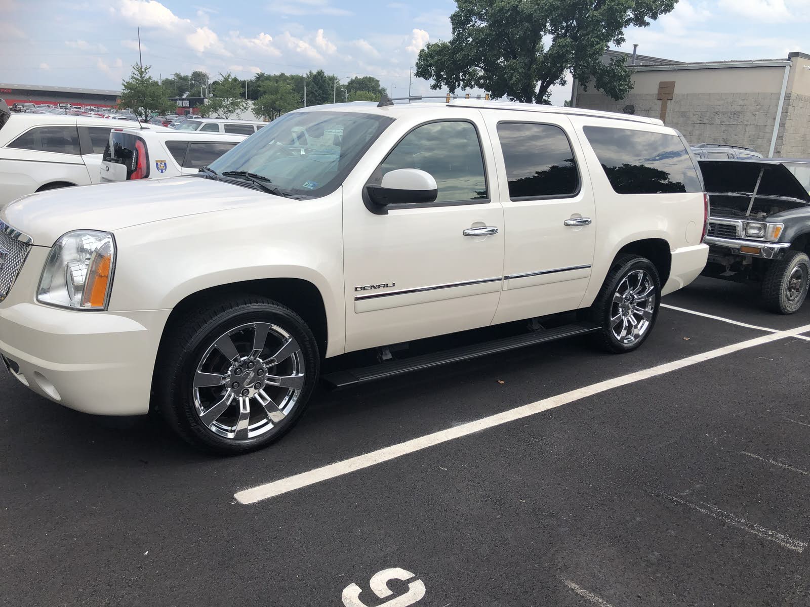 2013 Gmc Yukon Xl Test Drive Review Cargurus