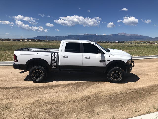 Image de 2018 RAM 2500 Power Wagon Crew Cab 4WD Image de 2018 RAM 2500 Power Wagon Crew Cab 4WD