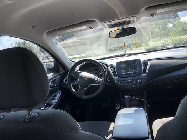 2017 Chevrolet Malibu Interior Pictures Cargurus