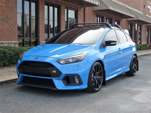 2018 Ford Focus RS Review, Pricing, and Specs