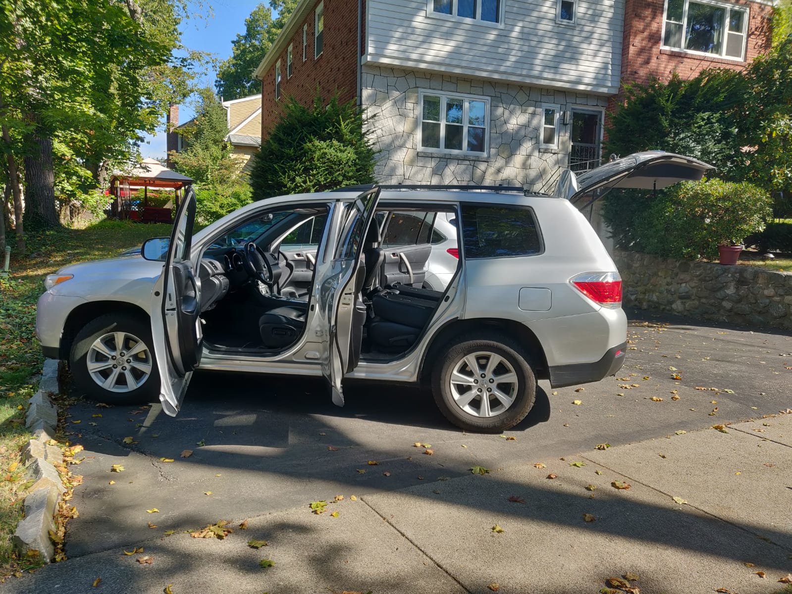 2011 Toyota Highlander Interior Pictures Cargurus