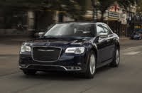 2020 Chrysler 300 Picture Gallery