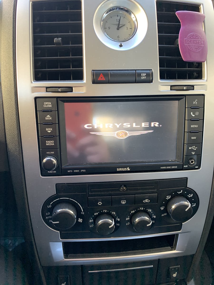 Chrysler 300 Factory Radio