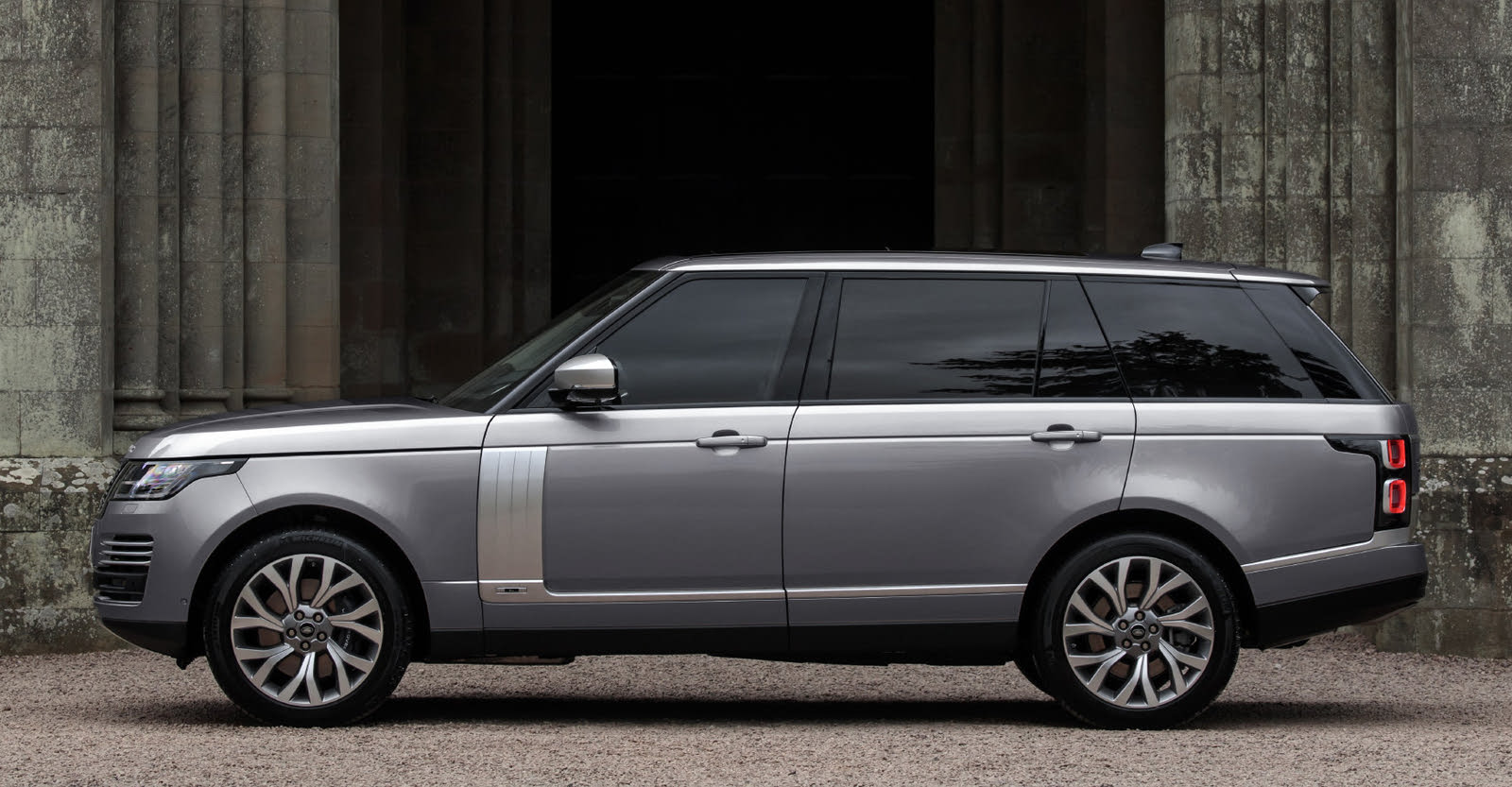 2020 Land Rover Range Rover Hybrid Plug-in - Overview - CarGurus