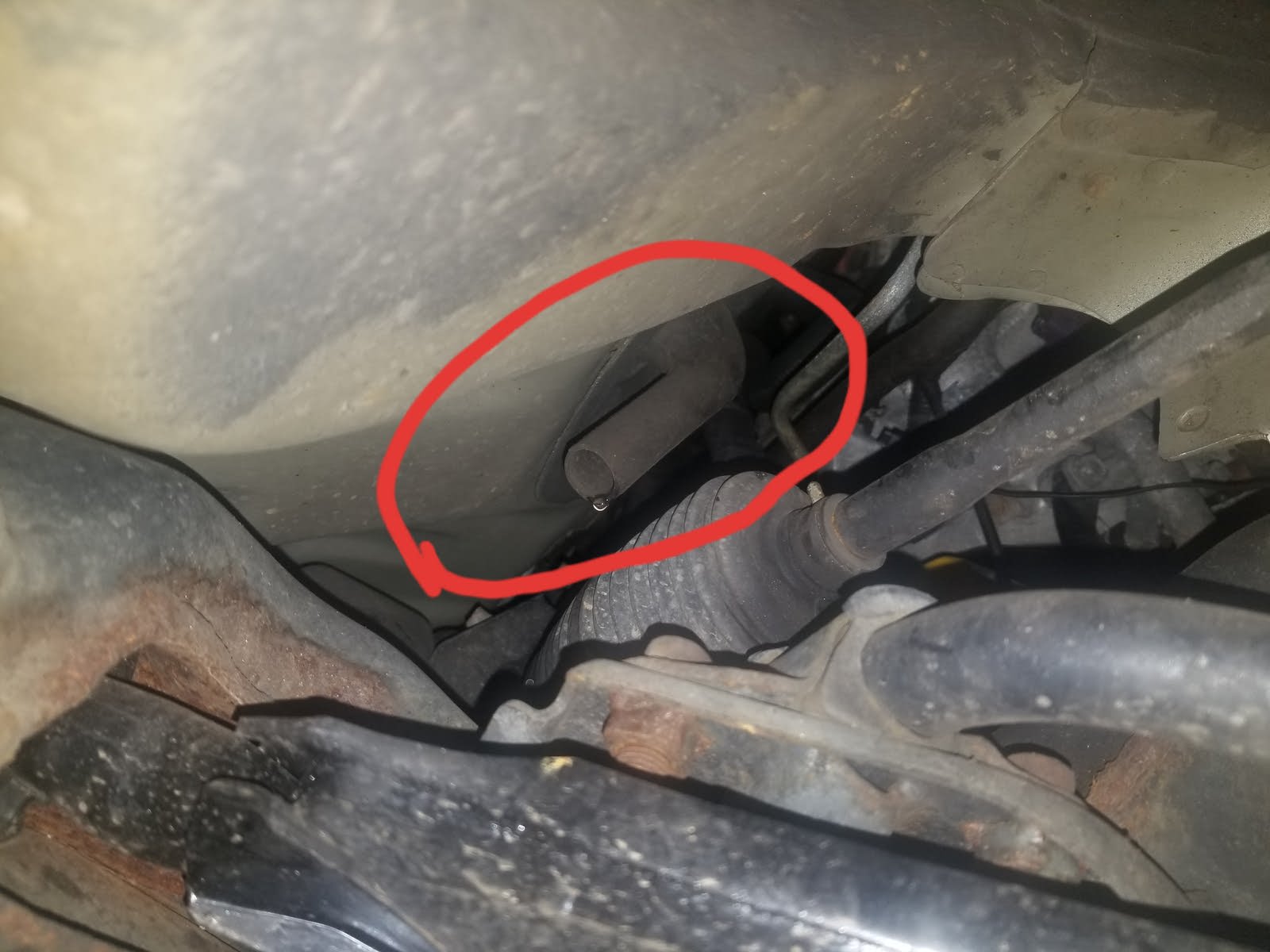Masaccio Rendezvous Styre Nissan Altima Questions - Is this my radiator leaking water from ac? -  CarGurus