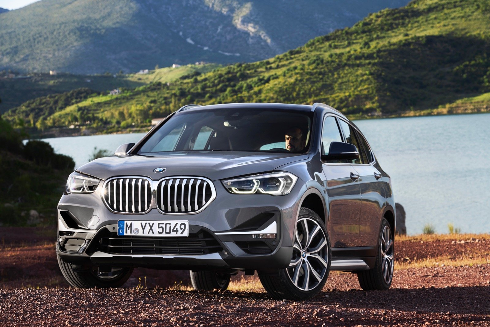 2021-bmw-x1-test-drive-review-cargurus-ca