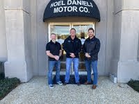 Noel Daniels Motor Co logo