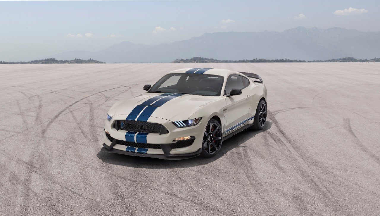 2020 Ford Mustang Shelby GT350 Test Drive Review - CarGurus.ca