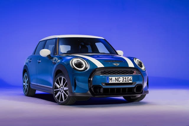 2022 MINI Hatch Midnight Black II - £31,995