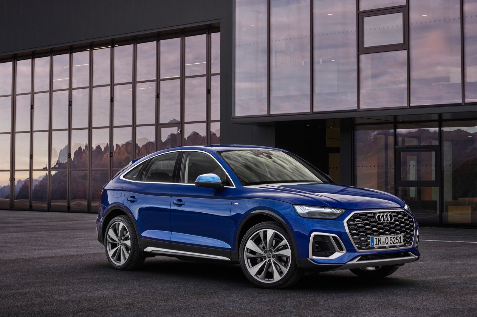 Audi Q5 Sportback Test Drive Review - CarGurus