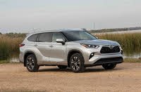 2022 Toyota Highlander Picture Gallery