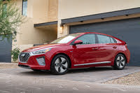 2022 Hyundai Ioniq Hybrid Picture Gallery