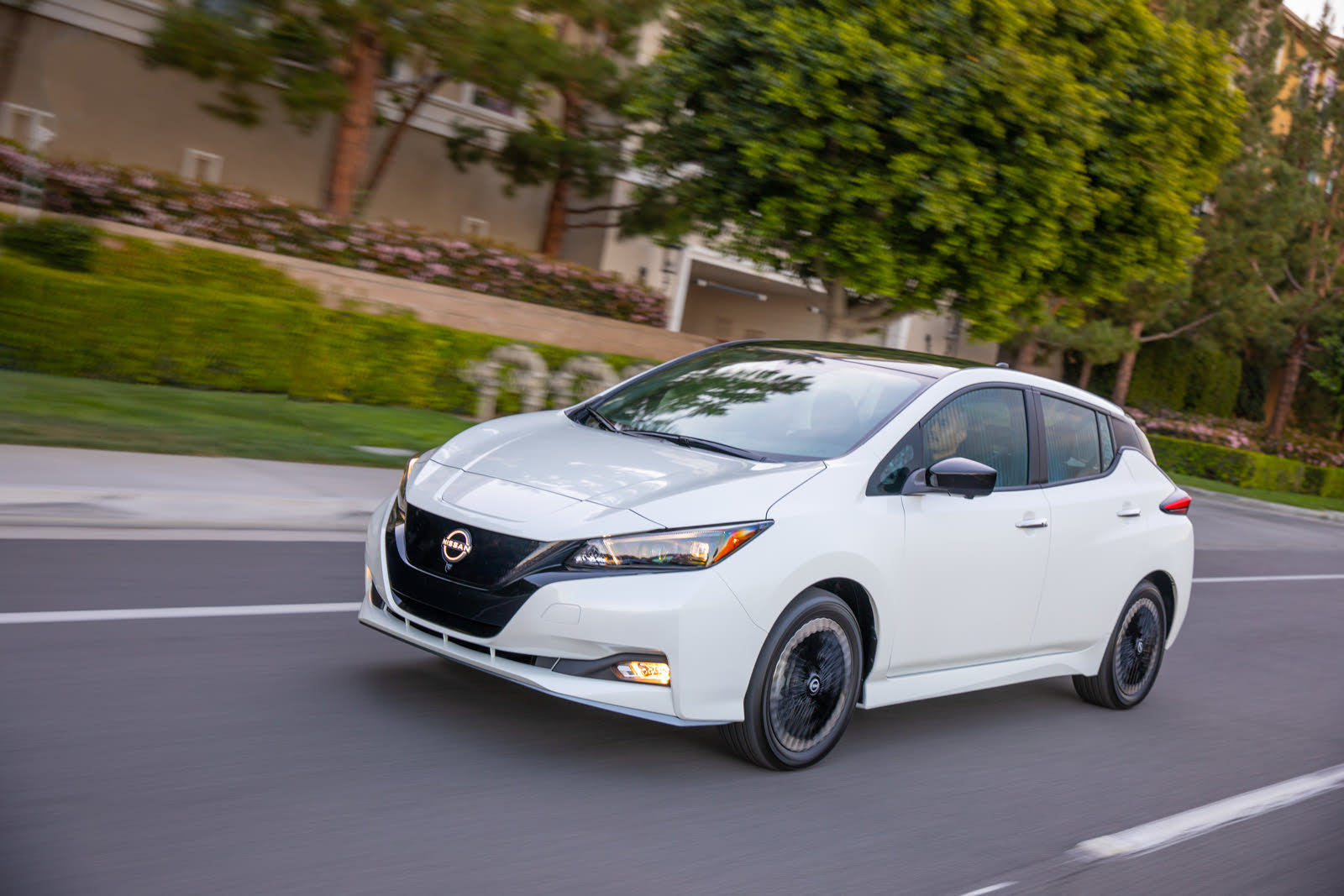 Nissan Leaf Test Drive Review Cargurus 4322