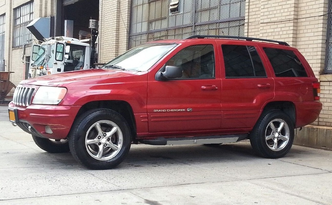 Jeep Grand Cherokee Questions - 2002 Jeep Grand Cherokee, cranks over, but  doesn't start. - CarGurus